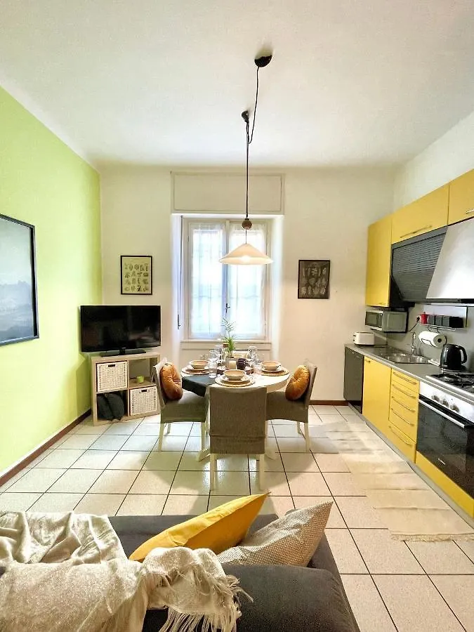 Apartament Homiesam - Yellow Dream & City Life Mediolan 0*,