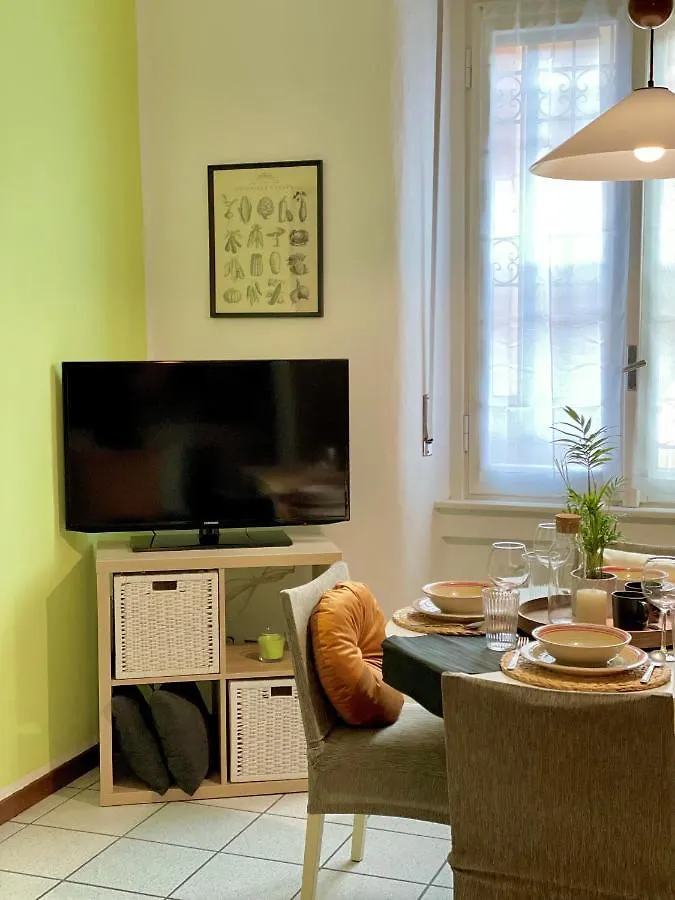 Appartamento Homiesam - Yellow Dream & City Life Milano 0*,  Italia