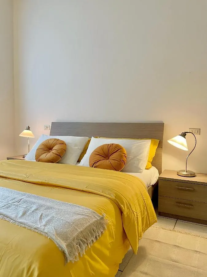 Appartamento Homiesam - Yellow Dream & City Life Milano Italia