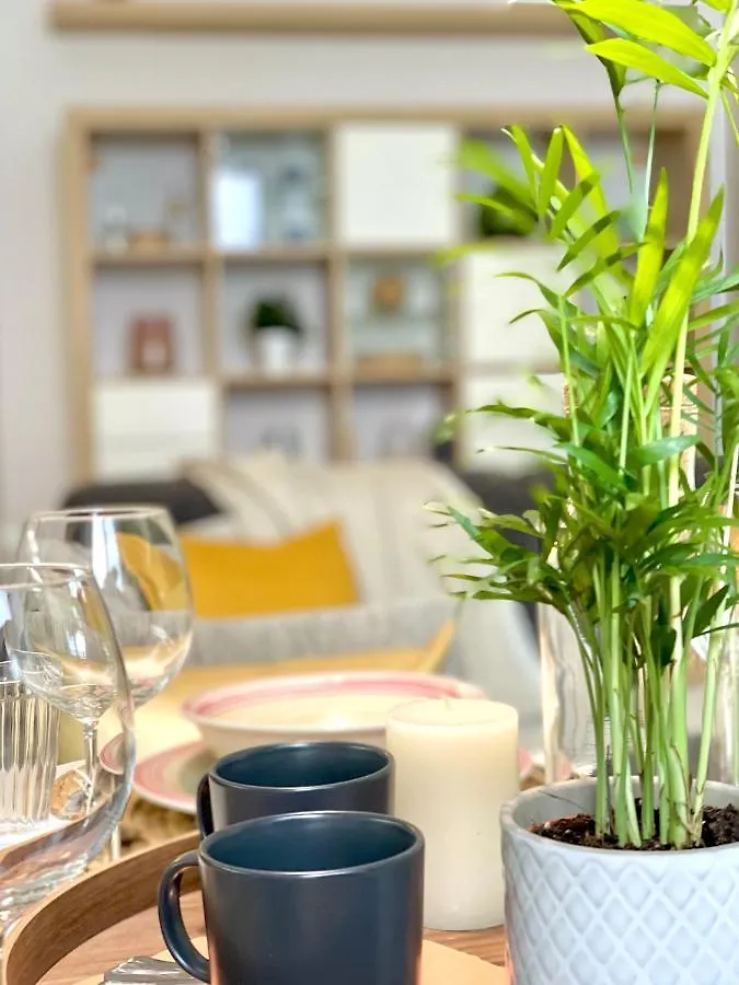 Homiesam - Yellow Dream & City Life Apartment Milan Italy