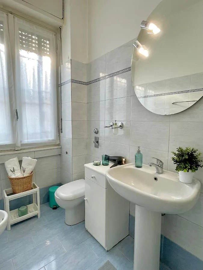 Homiesam - Yellow Dream & City Life Apartment Milan 0*,